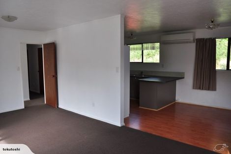 Photo of property in 67f2 Cortina Avenue, Johnsonville, Wellington, 6037