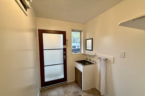 Photo of property in 2/74 Solomon Avenue, Redwood, Christchurch, 8051