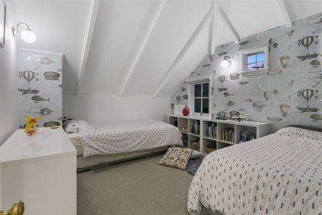 Photo of property in 2/4 Stratford Avenue, Milford, Auckland, 0620