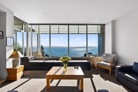 Photo of property in 2/23 Seapoint Road, Bluff Hill, Napier, 4110