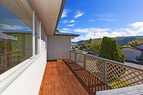 Photo of property in 58 Ernest Street, Ranui, Porirua, 5024