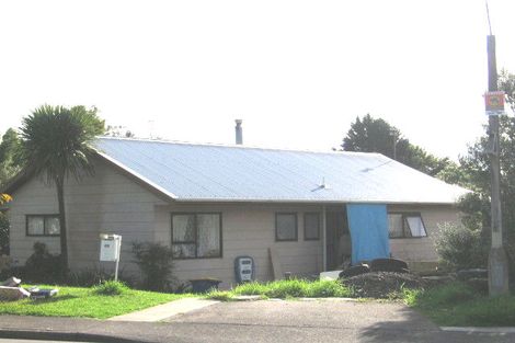 Photo of property in 22 Imperial Place, Henderson, Auckland, 0612