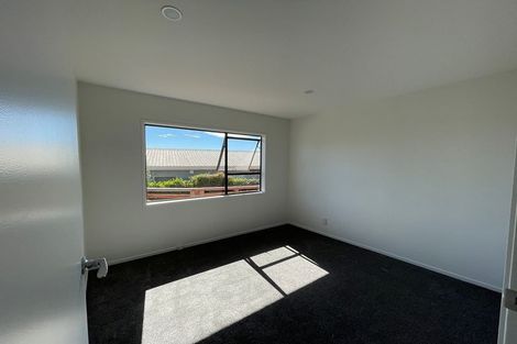 Photo of property in 1425 Whangaparaoa Road, Army Bay, Whangaparaoa, 0930