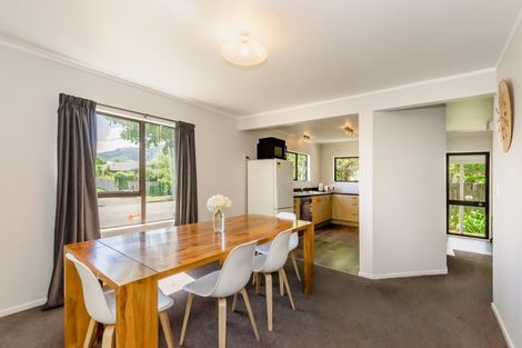 Photo of property in 54 Sylvan Avenue, Waikanae, 5036