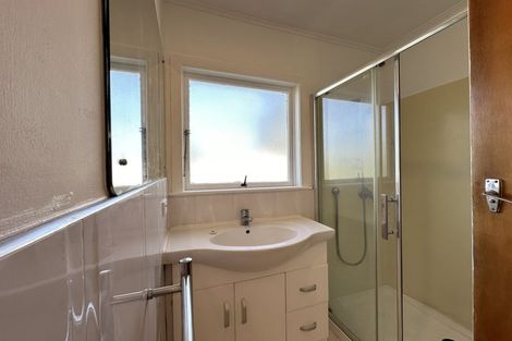 Photo of property in 61 Lake Road, Northcote, Auckland, 0627