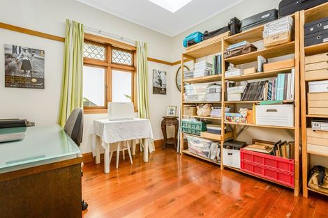 Photo of property in 9 Dover Street, Island Bay, Wellington, 6023