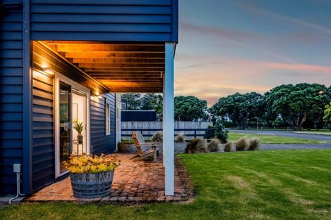 Photo of property in 5 Dorset Street, Opunake, 4616