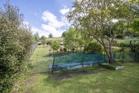 Photo of property in 18 Rose Street, Waipawa, 4210