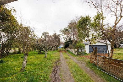 Photo of property in 765 Makerua Road, Tokomaru, Palmerston North, 4474