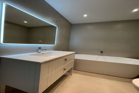 Photo of property in 14 Fortyfoot Lane, Sunnyhills, Auckland, 2010