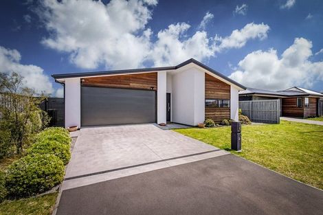 Photo of property in 36 Fairbairn Road, Rolleston, 7614