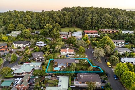 Photo of property in 9 Cromwell Place, Pukekohe, 2120