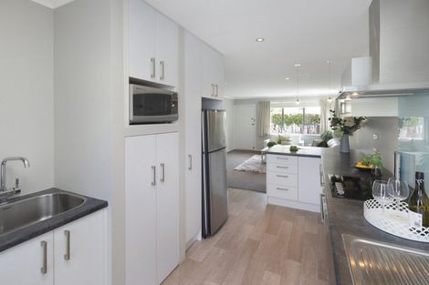 Photo of property in 3/98 Holly Road, St Albans, Christchurch, 8014