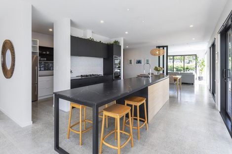 Photo of property in 9 Hewers Lane, Kennedys Bush, Christchurch, 8025