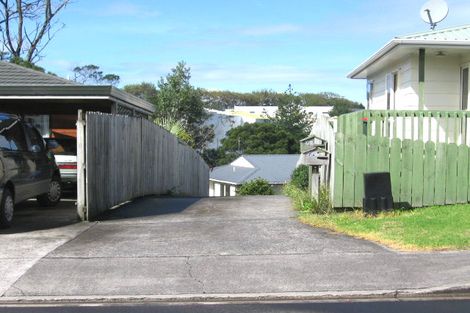 Photo of property in 1/7 Kinvig Place, Ranui, Auckland, 0612
