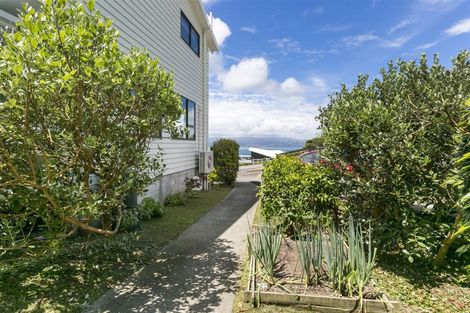 Photo of property in 76f2 Lohia Street, Khandallah, Wellington, 6035