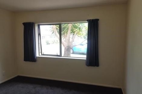 Photo of property in 1/341 Royal Road, Massey, Auckland, 0614