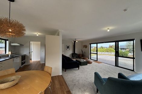 Photo of property in 21 Moraine Place, Lake Hawea, Wanaka, 9382