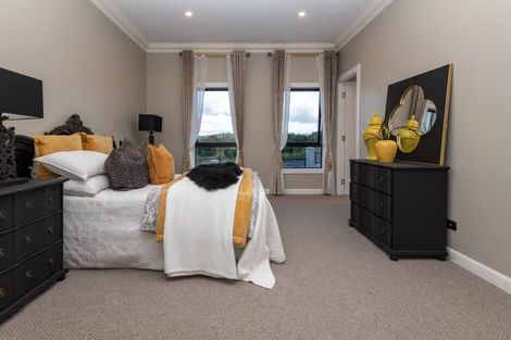 Photo of property in 83 Griggs Road, East Tamaki Heights, Auckland, 2016