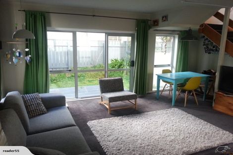 Photo of property in 74f6 Freyberg Street, Lyall Bay, Wellington, 6022