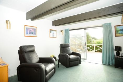 Photo of property in 7a Ranui Crescent, Diamond Harbour, Lyttelton, 8971