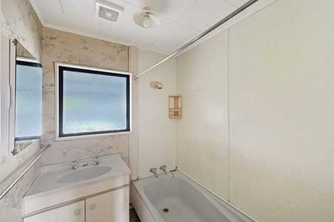 Photo of property in 62 Kaimanawa Street, Kelvin Grove, Palmerston North, 4414