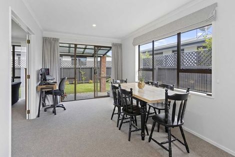 Photo of property in 294 Wairakei Road, Bryndwr, Christchurch, 8053