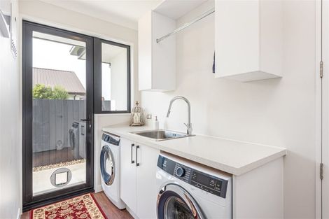 Photo of property in 18 Pistacia Place, Hornby, Christchurch, 8025