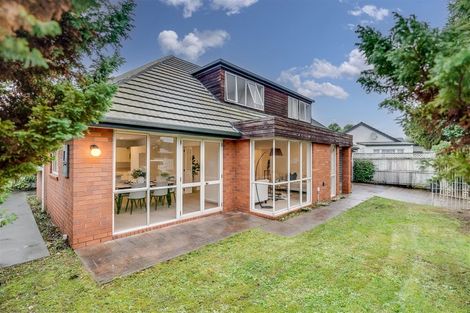 Photo of property in 8 Corfe Street, Ilam, Christchurch, 8041