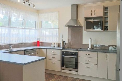 Photo of property in 4 Matipo Place, Edgecumbe, 3120
