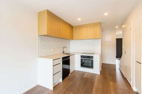 Photo of property in 7/4 Limestone Drive, Hobsonville, Auckland, 0616