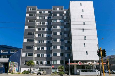 Photo of property in Cube Apartments, 5i/242 Taranaki Street, Mount Cook, Wellington, 6011