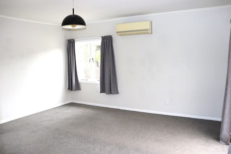 Photo of property in 9 Menary Street, Papakura, 2110