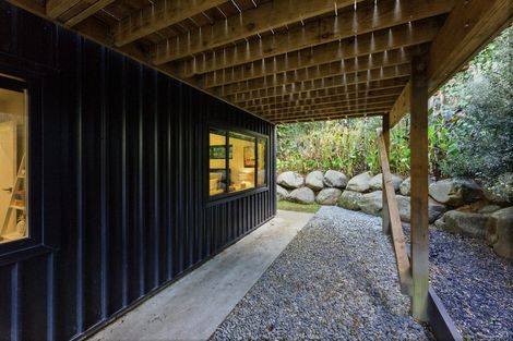 Photo of property in 59 Wallath Road, Westown, New Plymouth, 4310