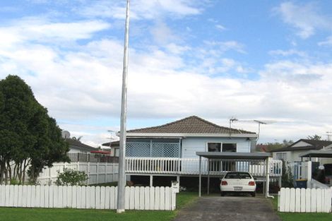 Photo of property in 1/46 Granville Drive, Massey, Auckland, 0614