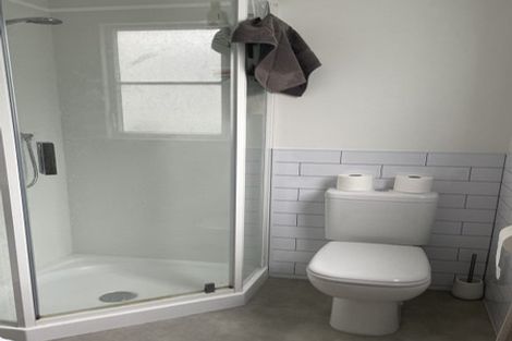 Photo of property in 232 Sutherland Road, Lyall Bay, Wellington, 6022