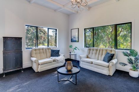 Photo of property in 91 Pacific Parade, Army Bay, Whangaparaoa, 0930