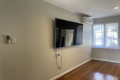 Photo of property in 26 Miller Road, Mangere Bridge, Auckland, 2022