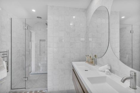 Photo of property in 2/11 Donald Place, St Albans, Christchurch, 8014
