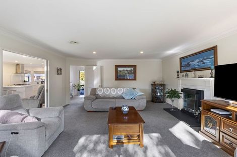 Photo of property in 18 Dougherty Place, Hokowhitu, Palmerston North, 4410