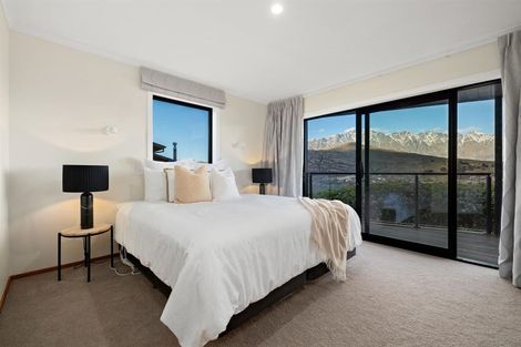Photo of property in 7 Sunrise Lane, Queenstown, 9300