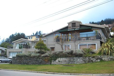 Photo of property in 69 Hallenstein Street, Queenstown, 9300