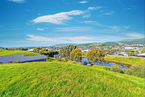 Photo of property in 184-186 Milne Drive, Paraparaumu, 5032