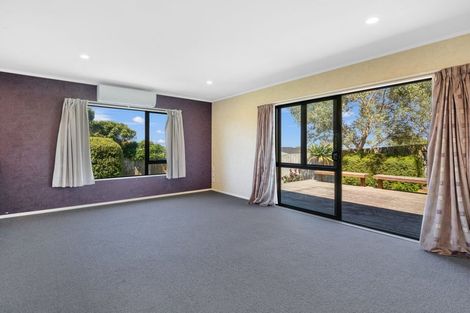 Photo of property in 75 Parnell Heights, Kelvin Grove, Palmerston North, 4414