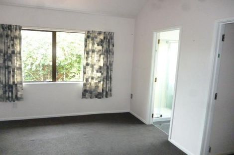 Photo of property in 5 Spears Place, Botany Downs, Auckland, 2010
