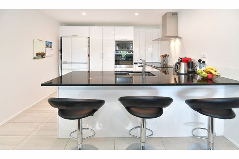 Photo of property in 5a Melia Place, Stanmore Bay, Whangaparaoa, 0932