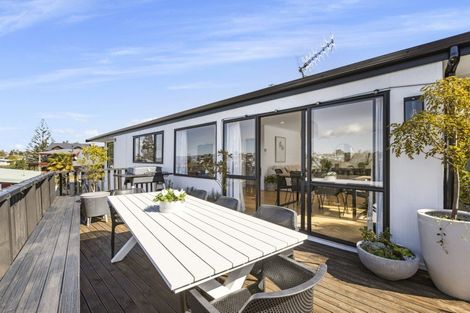 Photo of property in 70 Hinewa Road, Otumoetai, Tauranga, 3110