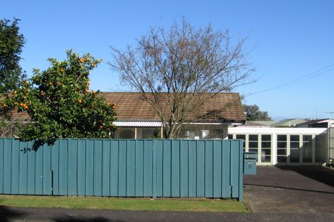 Photo of property in 2/22 Shirley Avenue, Papakura, 2110
