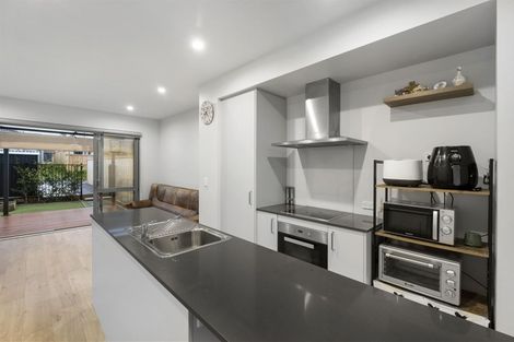 Photo of property in 11 Pakoro Close, Hobsonville, Auckland, 0618