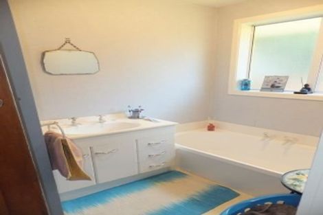 Photo of property in 102 Roberta Drive, Somerfield, Christchurch, 8024